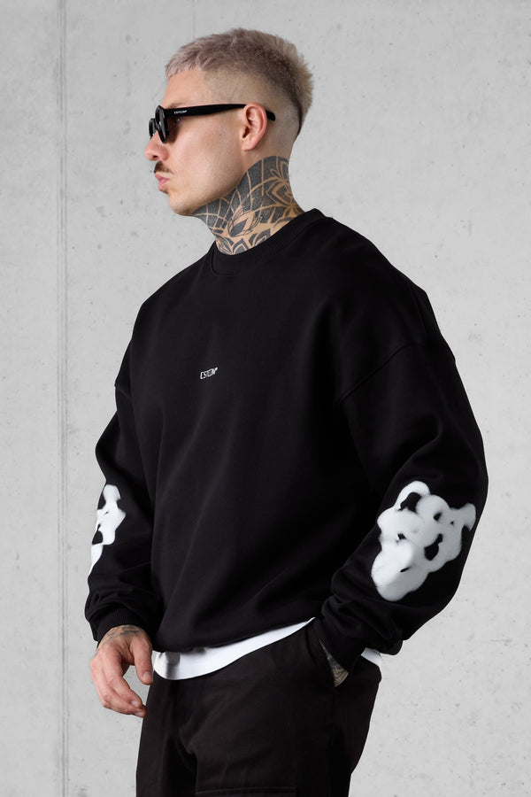 BLACK BLURRED HEARTS OVERSIZED SWEATER