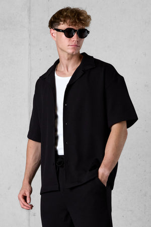 BLACK RUFFLES SHIRT