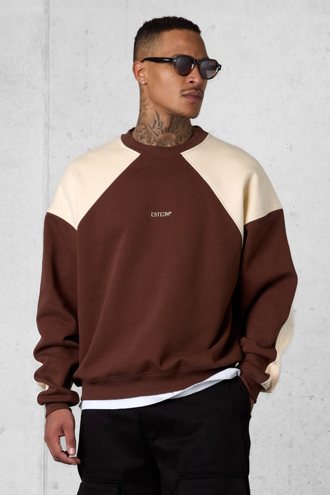 DOWNTOWNBROWN TWO TONE OVERSIZED SWEATER