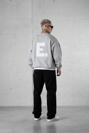 GREY E. STATEMENT OVERSIZED SWEATER