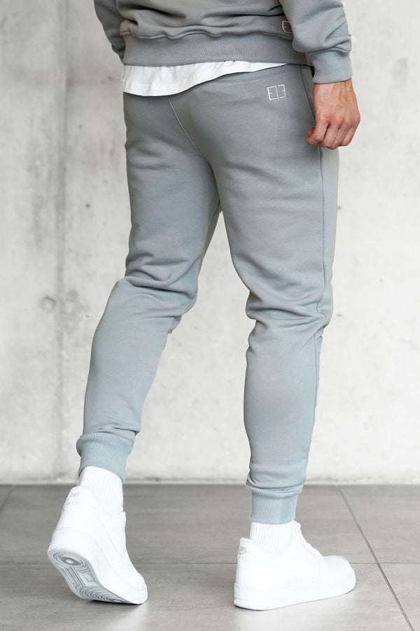 GREY BASIC SWEATPANTS