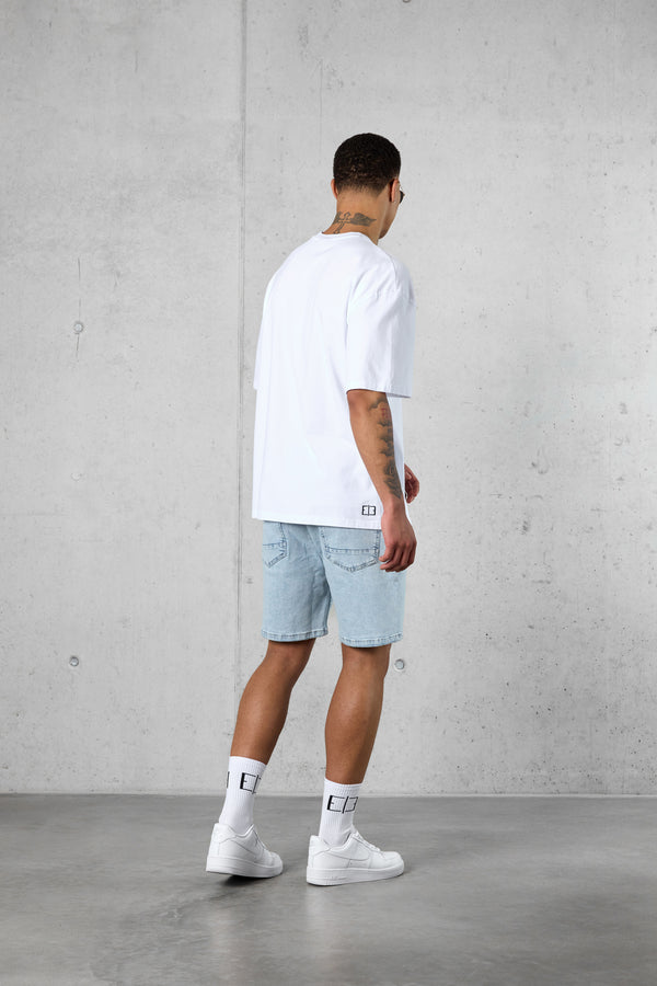 WHITE COLORED BLOWN-UP OVERSIZED TEE